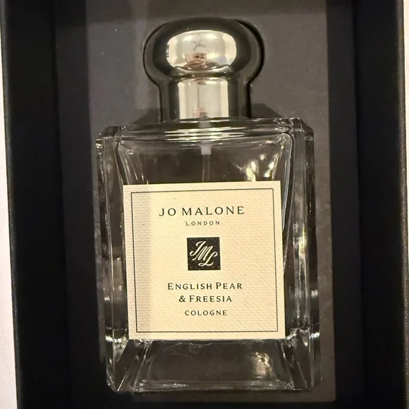 Jo Malone London Cream Box from Macy’s - Picture 3 of 7